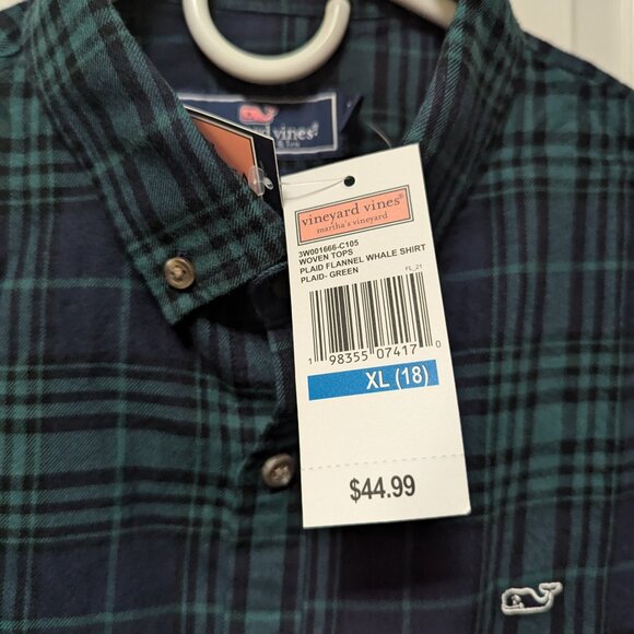 Vineyard Vines button down - Picture 3 of 3